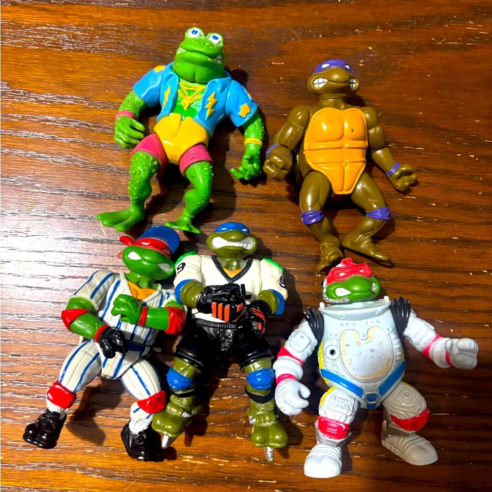 Vintage ninja turtle toys